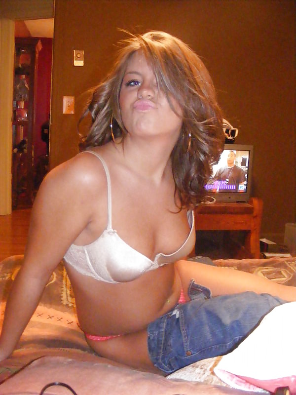 Queens in Jeans LVXXXVI #38050361
