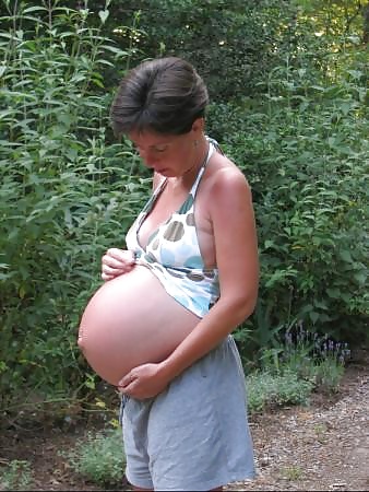 Schwangere Mutter #28662580