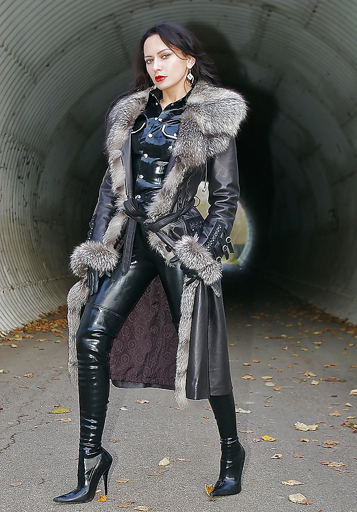 Latex Oder Andere #40391479