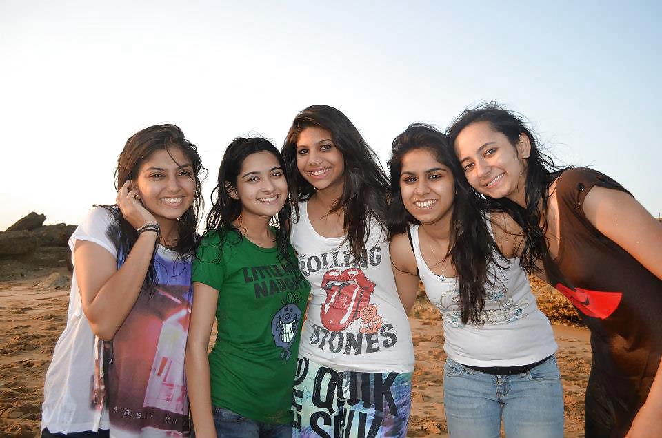 Hermosas chicas indias 78 (no porno)-- por sanjh 
 #37454558
