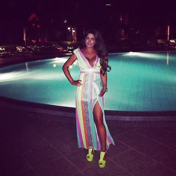 Calientes en vestidos 2
 #39362305