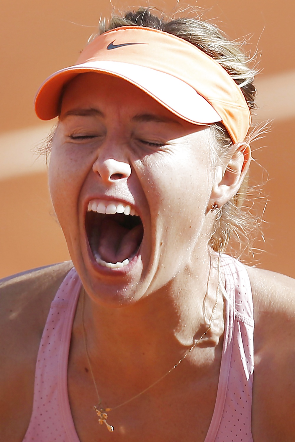 Maria sharapova culo cielo #40504391