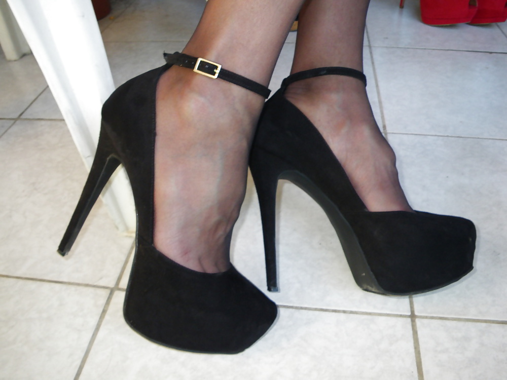 Tacones altos negros
 #30355029
