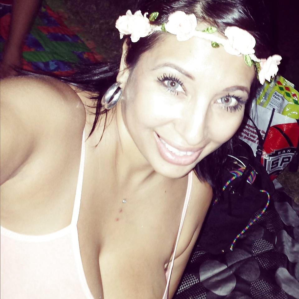 Milfs and whores #32986570