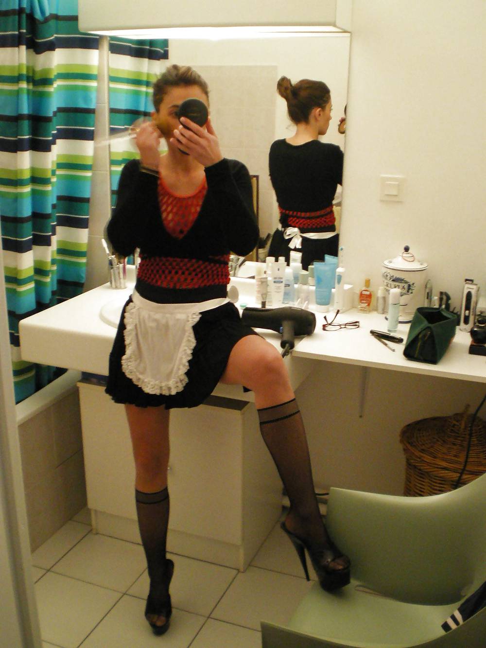 Esposa madura
 #37089862