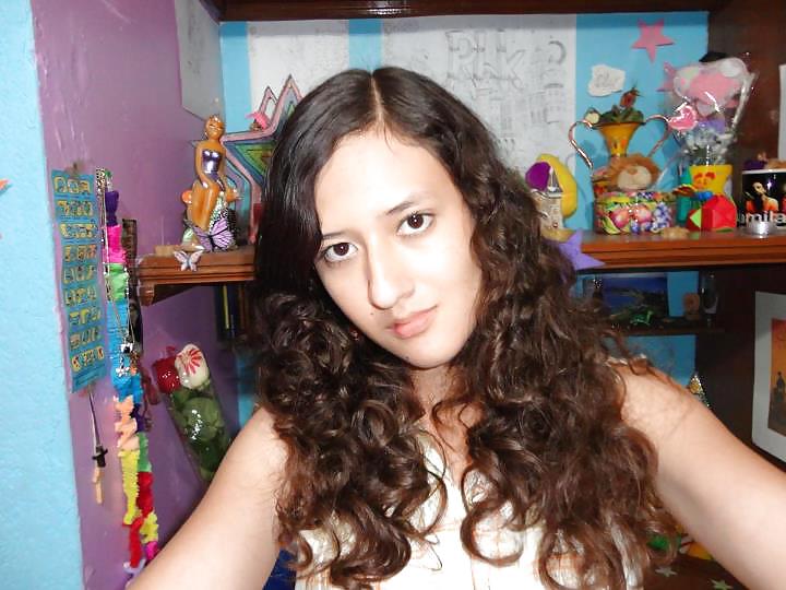Rebek escutia babe #34894128