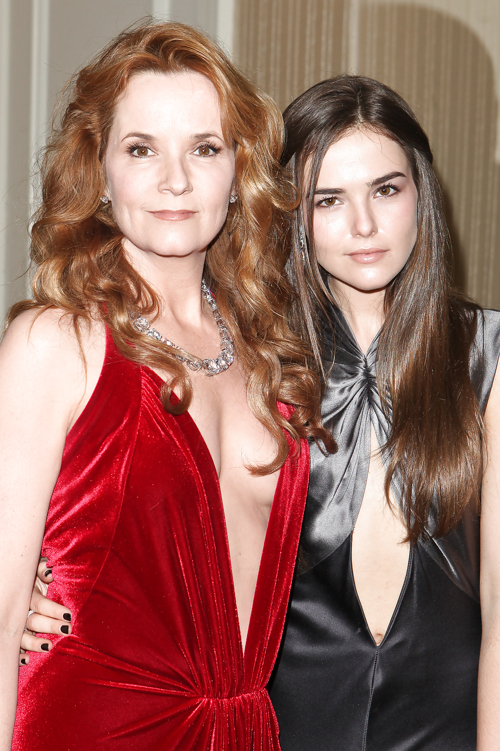 Lea Thompson
 #30818498