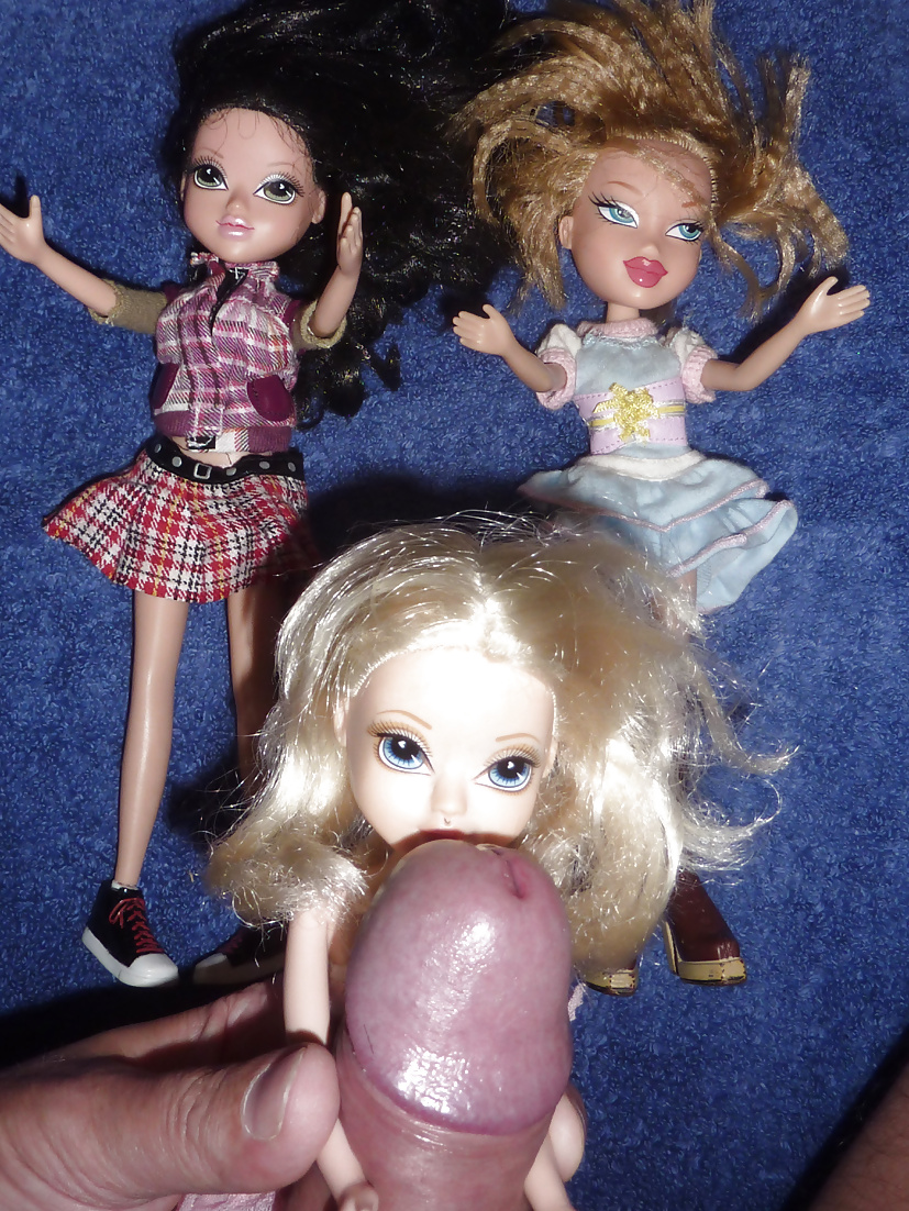 Tre bambole bratz
 #34993622