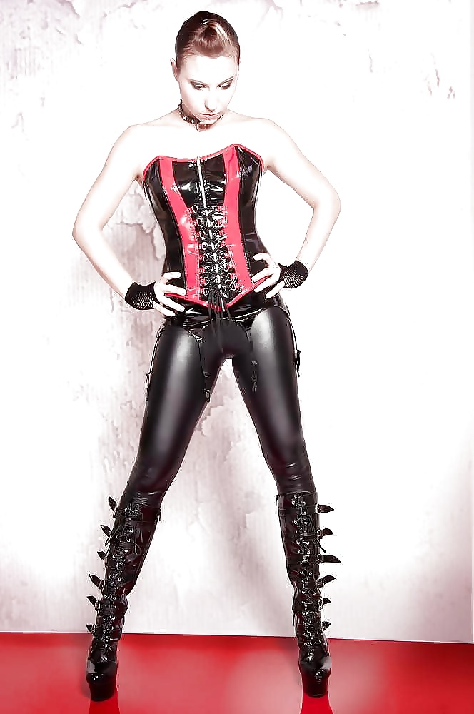 Pelle-latex-pvc: pelle stretta #75
 #39874444