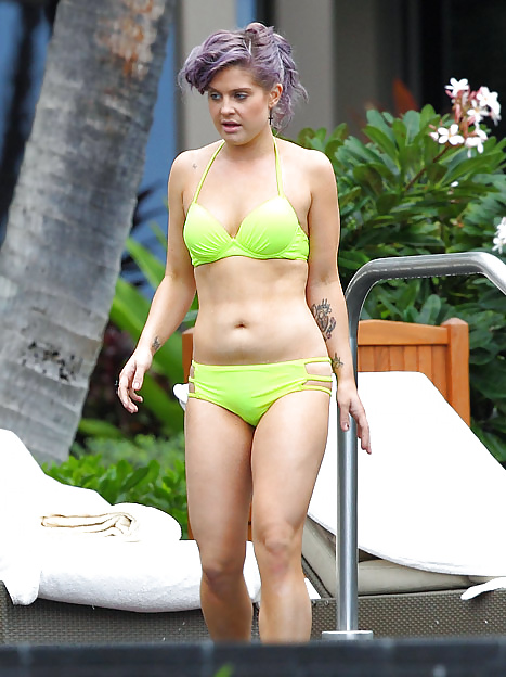 Kelly Osbourne #29543986