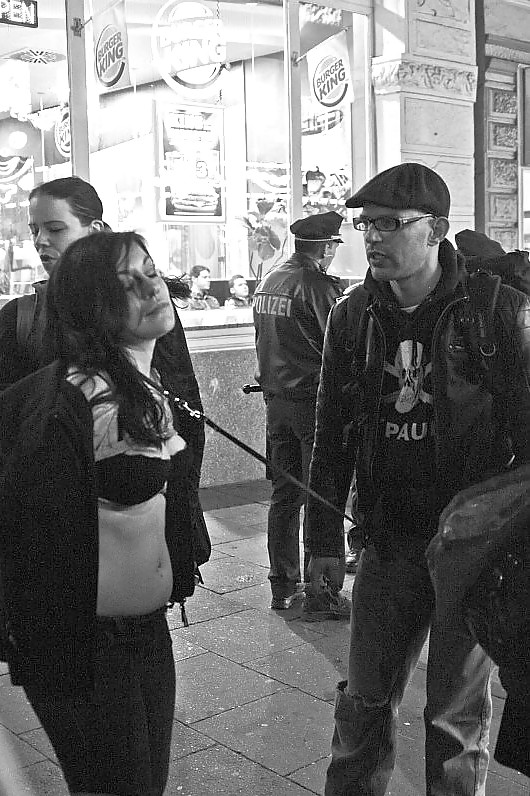 Petgirl en la ciudad 8
 #36575401