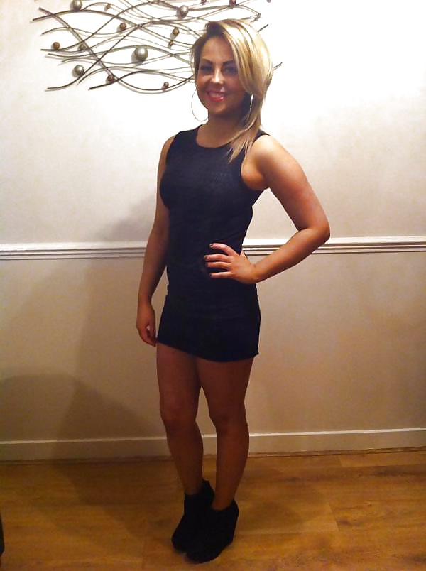 Hotties en vestidos 4
 #39450033