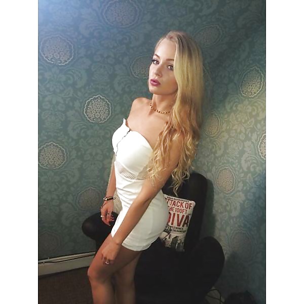 Hotties in Dresses 4 #39450072