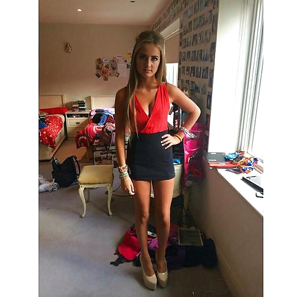 Hotties en vestidos 4
 #39450077