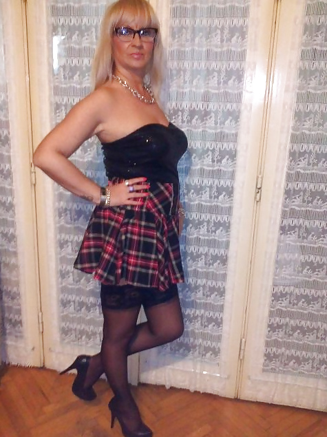 MILF Serbian #25722239