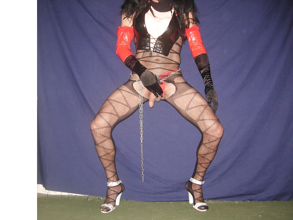 Crossdresser pies
 #34371666