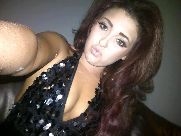 Would you empty your balls in chav Natalia? #31763332