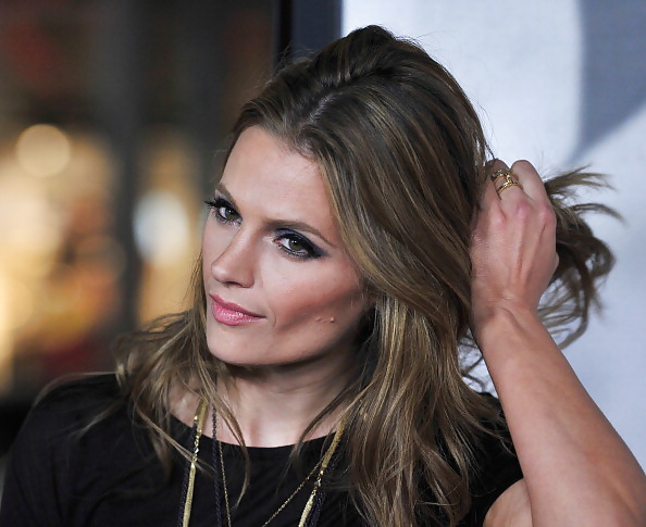 Stana katic
 #41079026