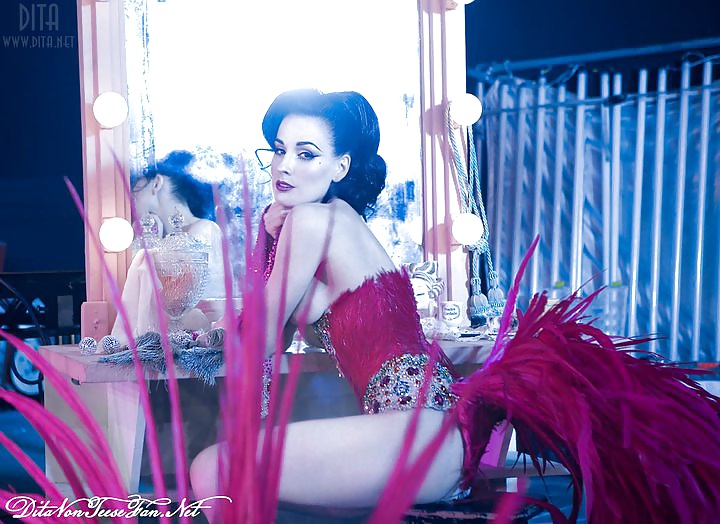 Dita Rules! #24791862