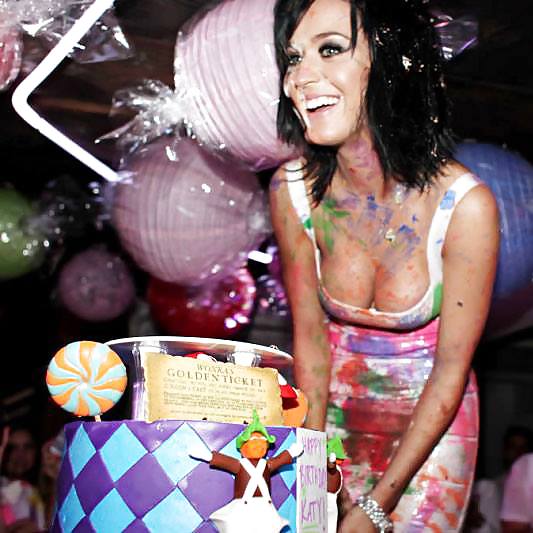 Mis cutiies
 #38075651