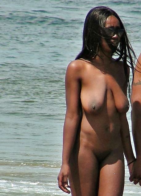 SWEET EBONY TITS #23500002