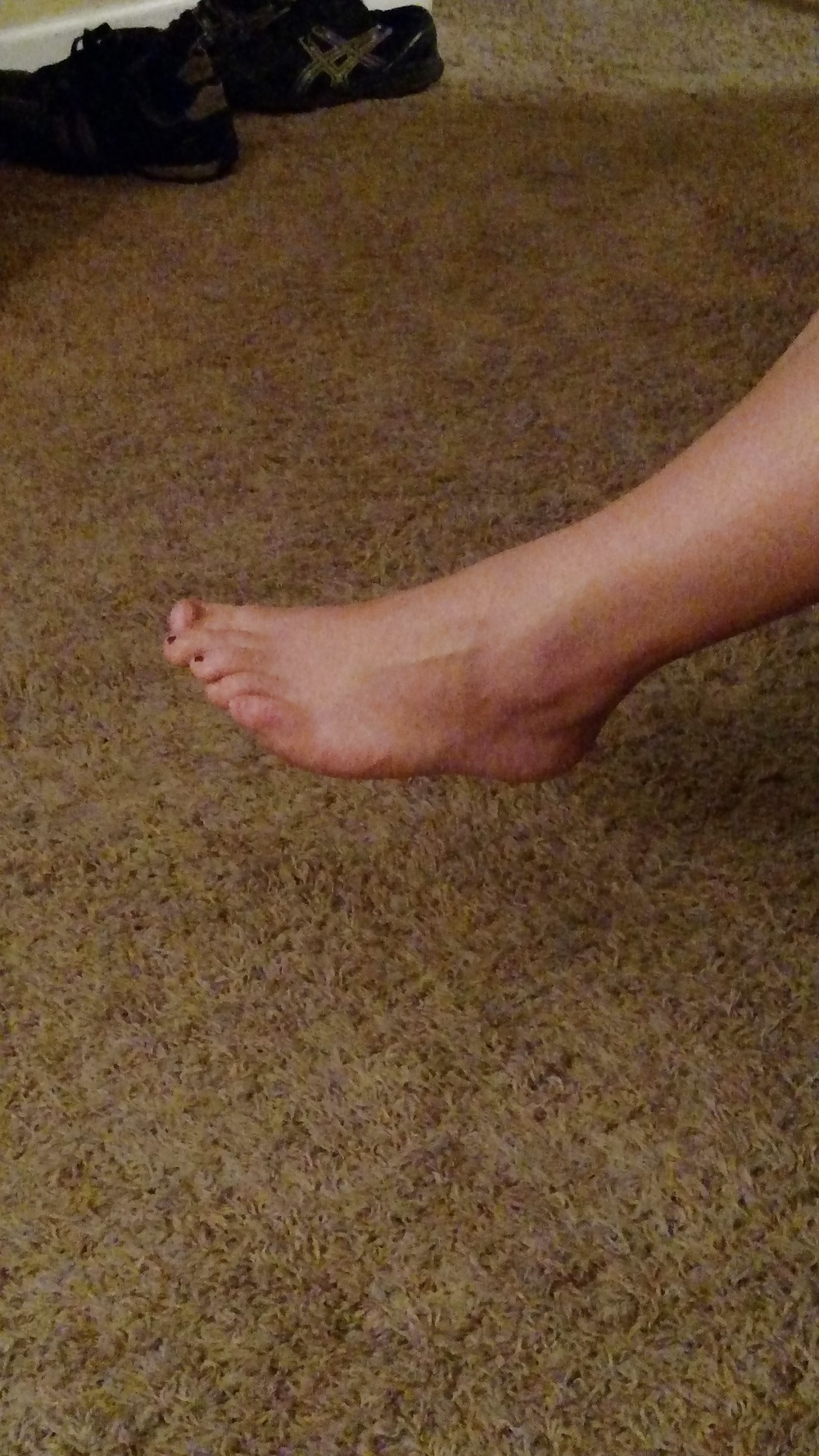 Feet #40860665