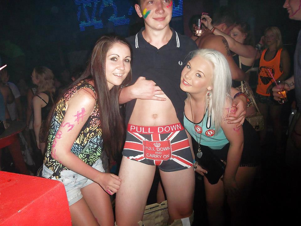 British leah
 #40200704