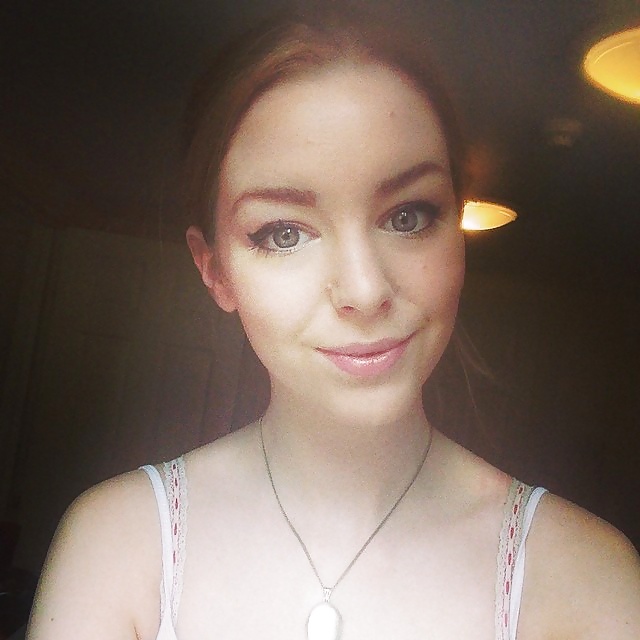 Facebook girl: chip
 #38813497