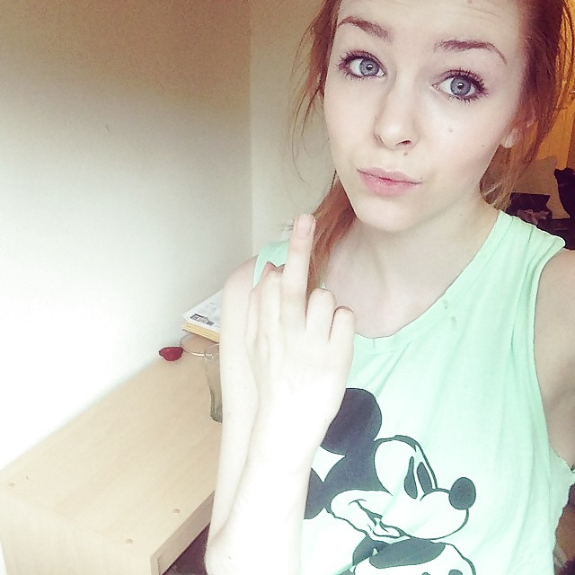 Facebook girl: chip
 #38813545