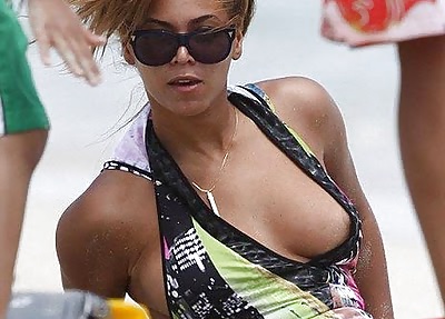 Beyonce Nipple Slip #26421863