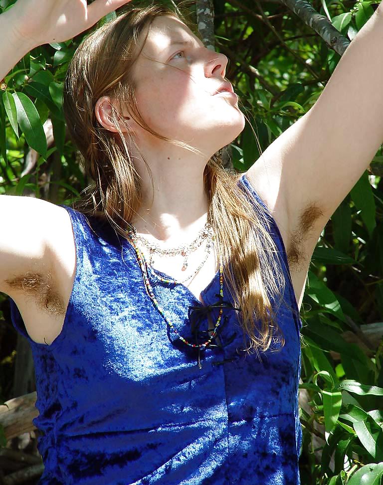 Miscellaneous girls showing hairy, unshaven armpits 5 #35783368