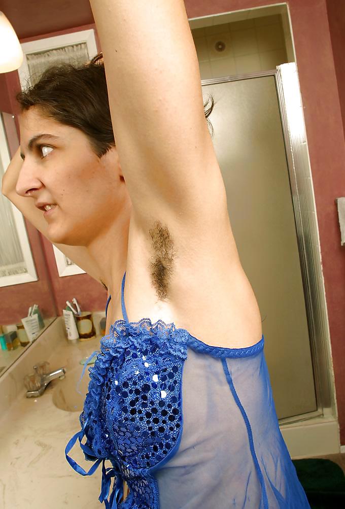 Miscellaneous girls showing hairy, unshaven armpits 5 #35783462