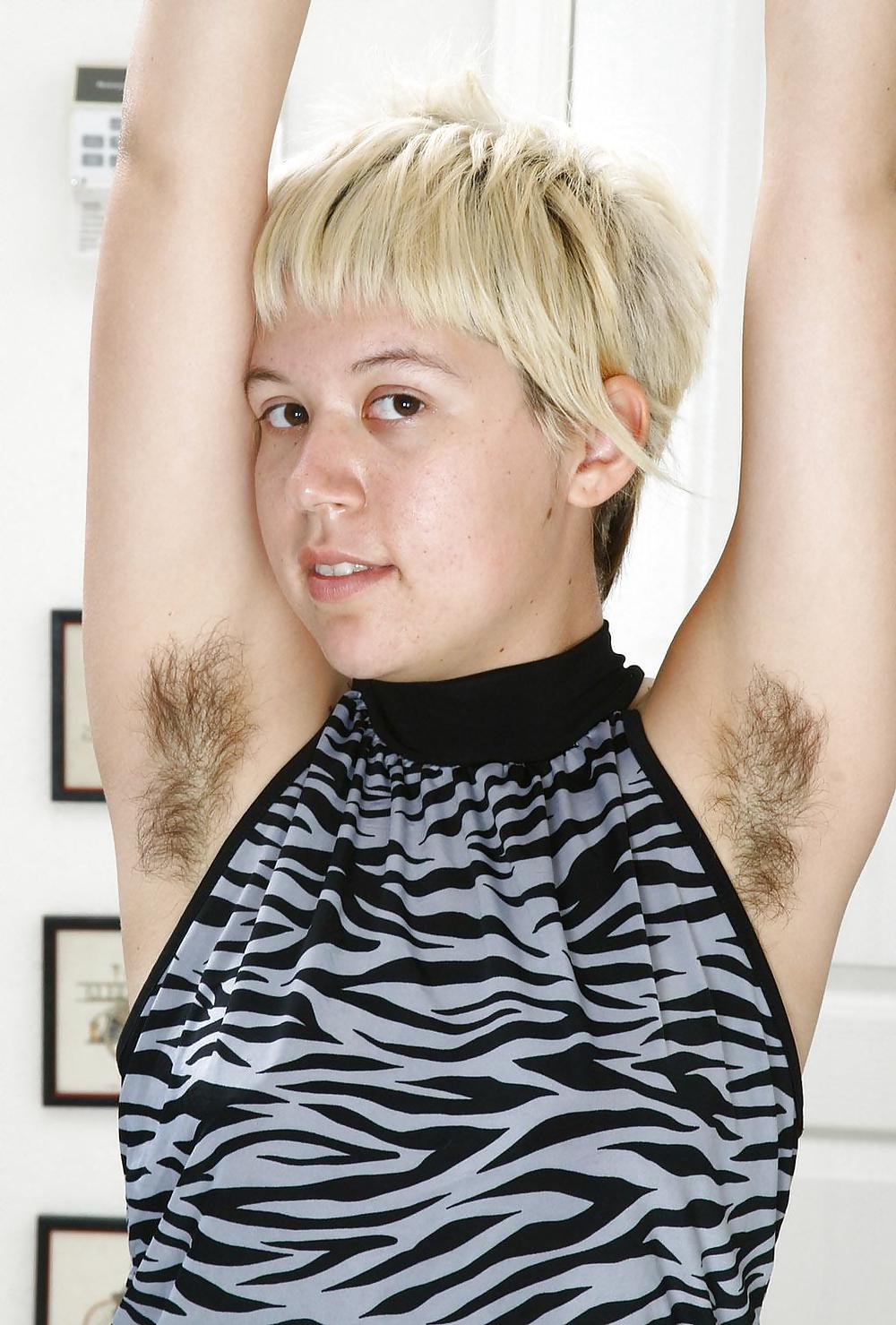 Miscellaneous girls showing hairy, unshaven armpits 5 #35783594