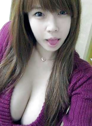 Probabilmente la ragazza asiatica più sexy che abbia mai visto in vita mia!
 #35391055
