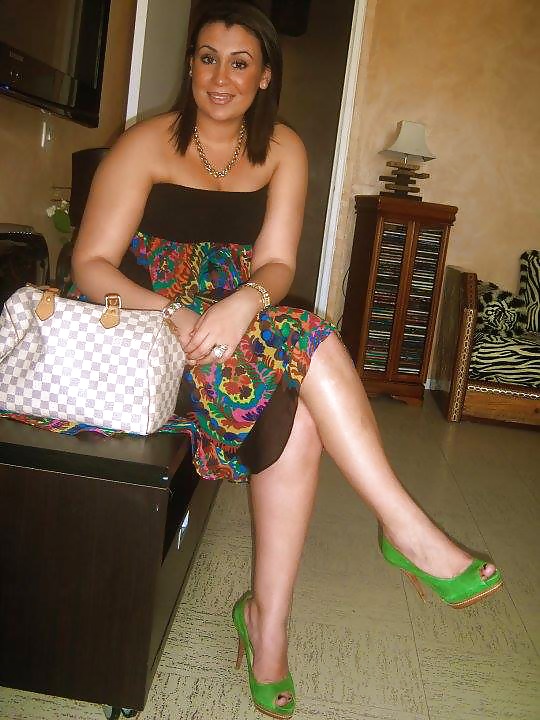 Amina la charmonte
 #40096195