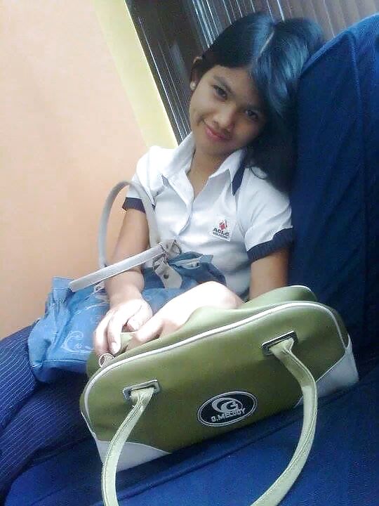 Más puta
 #23930049