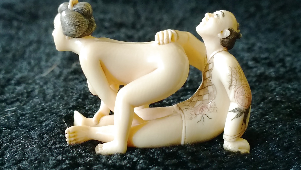 Tim 224 Shunga Netsuke #29033676