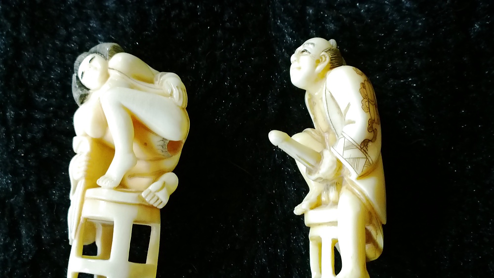 Tim 224 Shunga Netsuke #29033688