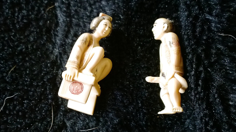 Tim 224 shunga netsuke
 #29033714