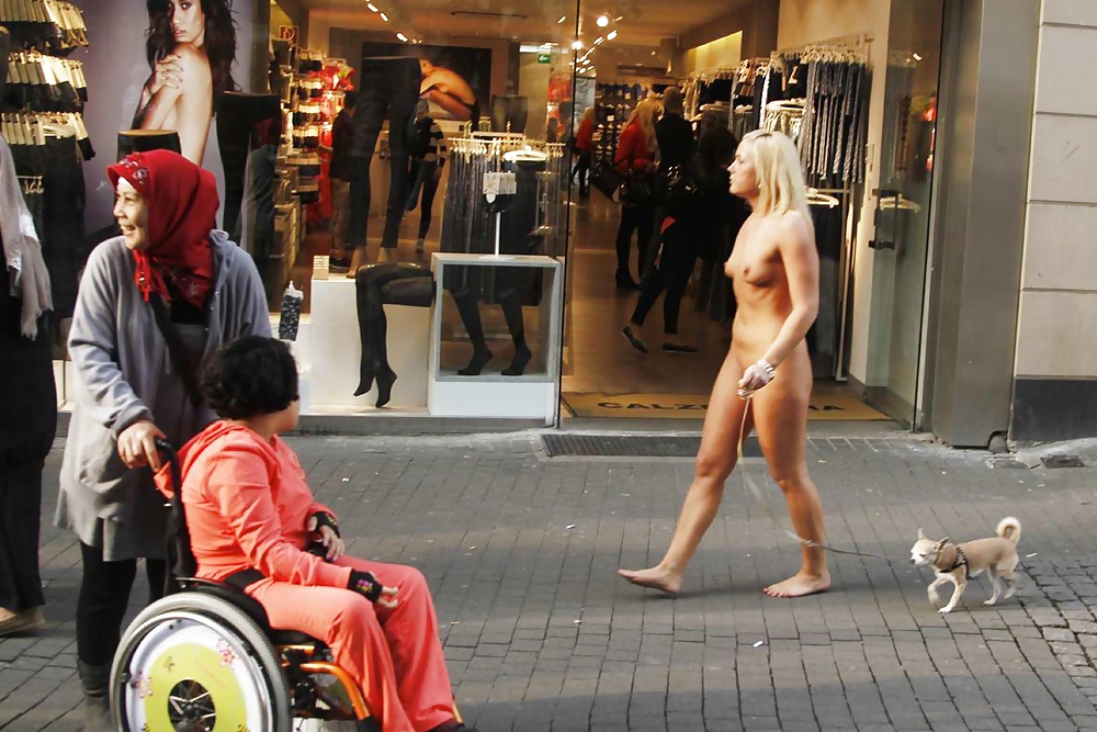 Nude in public 7
 #28704835