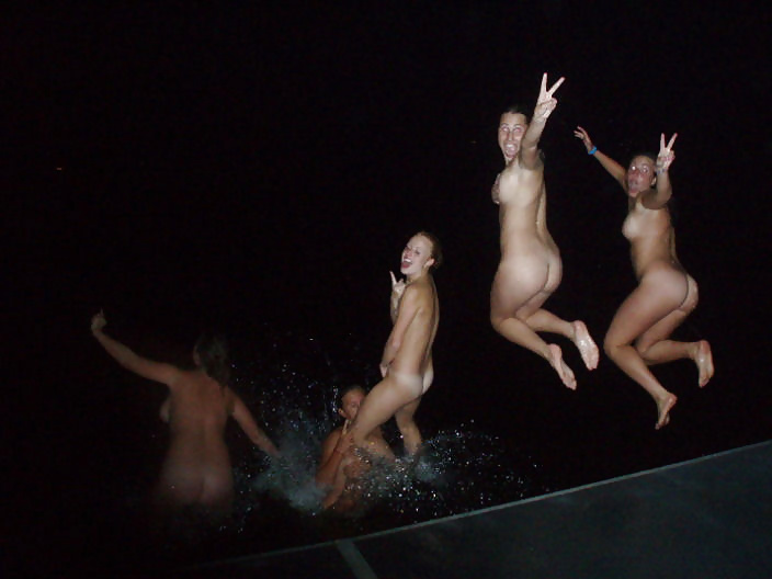 Skinny dipping
 #39543721