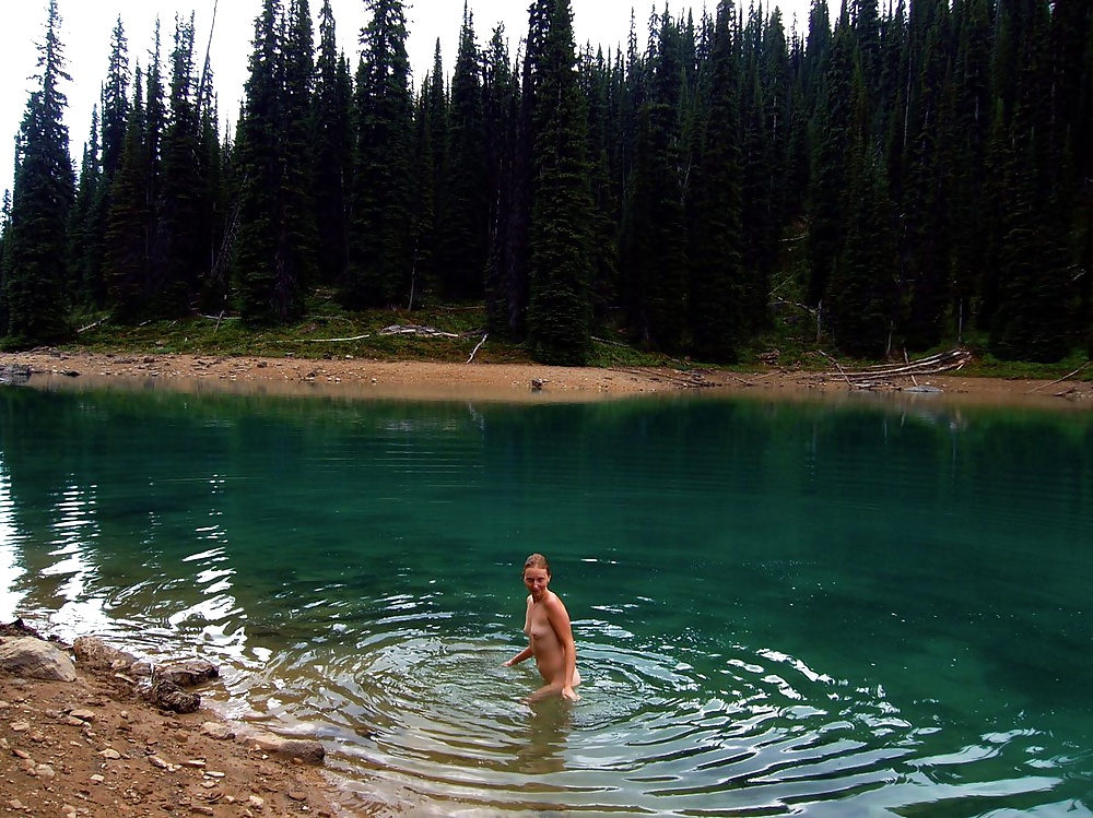 Skinny dipping
 #39543973