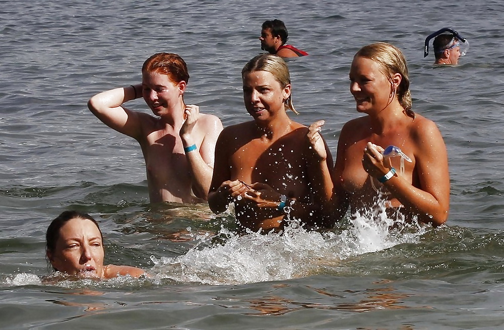 Skinny dipping
 #39544205