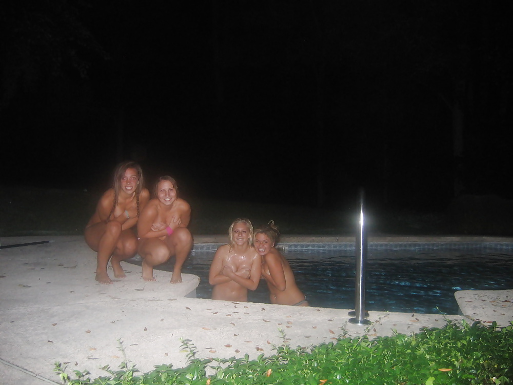 Skinny dipping
 #39544363