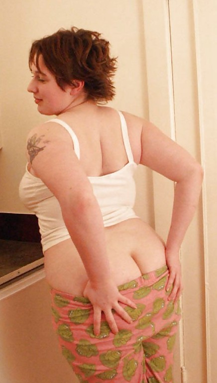 Big Tits Fat Ass Chub Rowan In Pajamas! #23062571