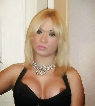 Cásate con ella ... fácilmente!!!
 #27759246