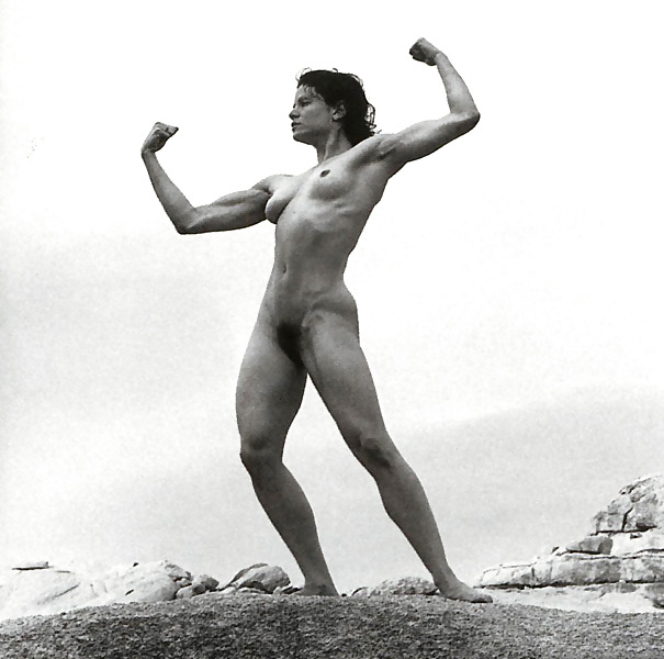 Dulces chicas desnudas 82
 #34897013