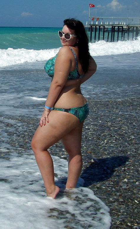 Repulper Filles Curvy Dans La Plage #24024140