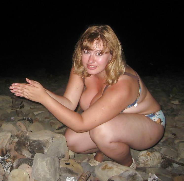 Plump curvy babes in the beach #24024151