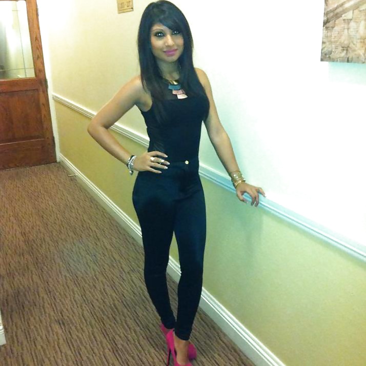 Más randoms
 #30819600